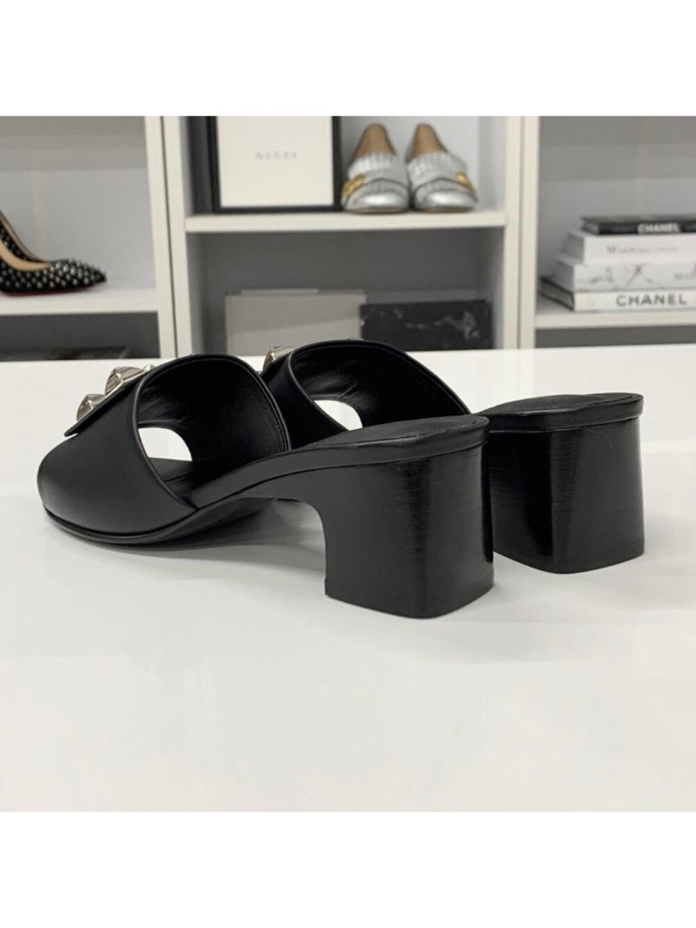 Hermes Dreamy Leather Collier Chien Sandals Black - Picture 4 of 10